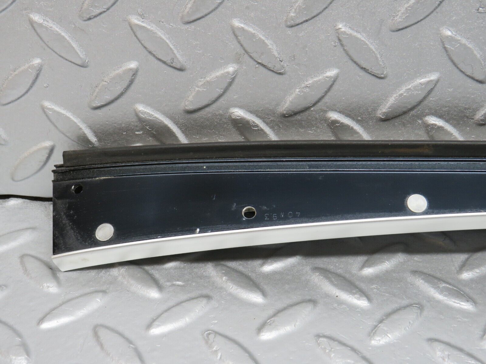 38521 Mercedes-Benz R129 280SL Coupe A Pillar Chrome Trim Cover Right