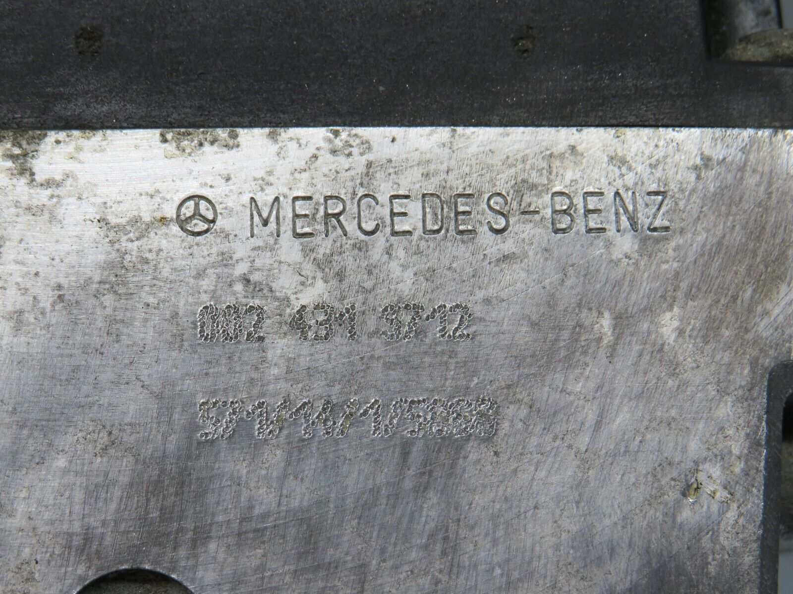 39439 Mercedes-Benz R129 320SL Coupe ABS Brake Pump Bosch 0130108057 0024319712 0265217007