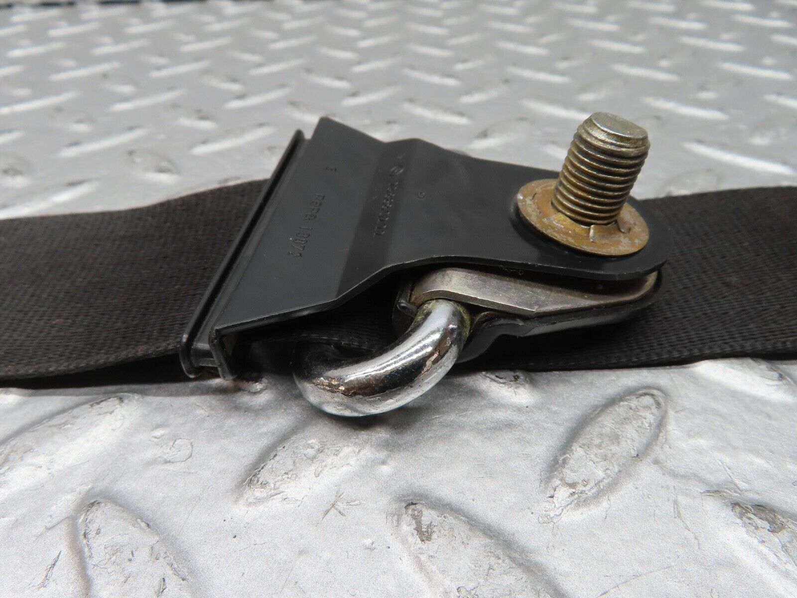 21239 Mercedes-Benz W123 230E Front Right Seat Belt 1238602686