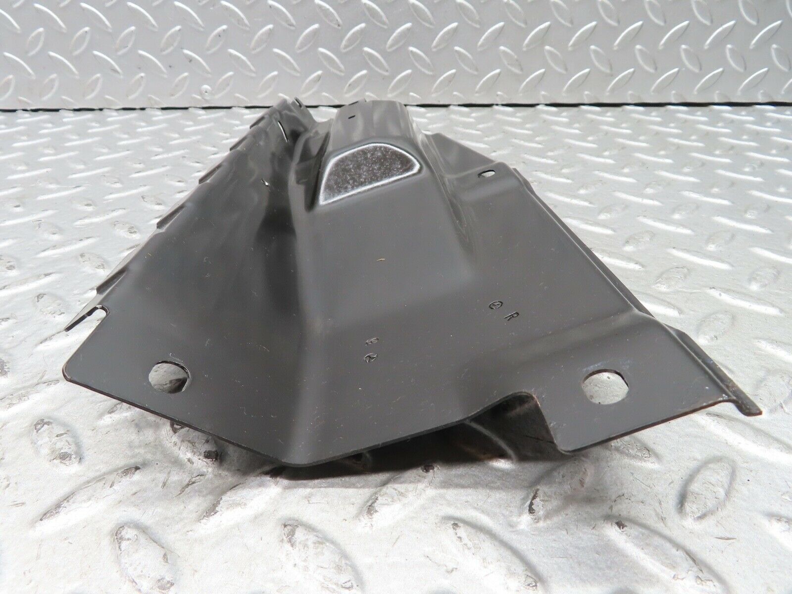 19427 Mercedes-Benz C140 CL420 Coupe Front Right Seat Belt Presenter Cover