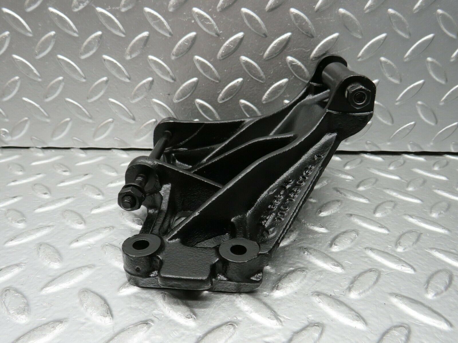 24087 Mercedes-Benz W123 280E Alternator Generator Bracket 1101550735