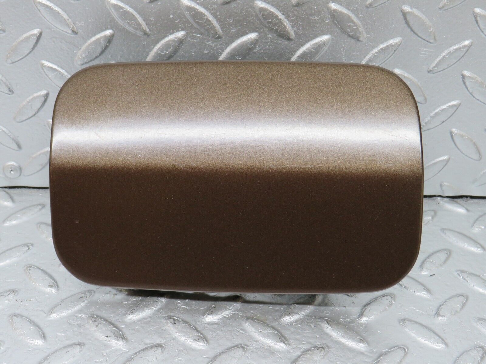 34361 Mercedes-Benz C126 380SEC Coupe Fuel Tank Flap Cap 1265840639