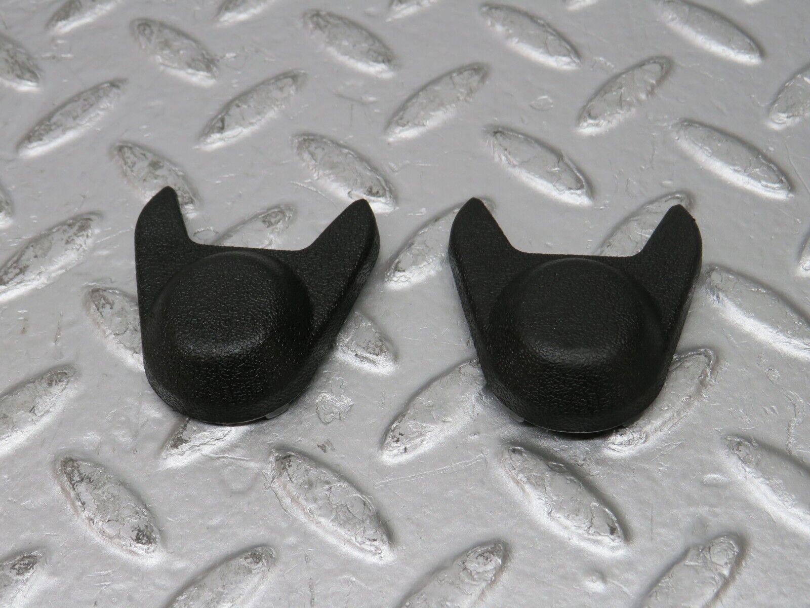 31849 Mercedes-Benz W201 190LE 1.8L Seat Belt Cover Pair 1248680230