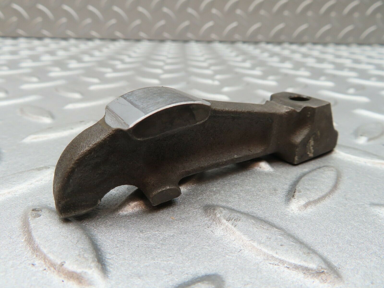 3540 Mercedes-Benz W108 280SE Valve Rocker Arm With Retaining Spring