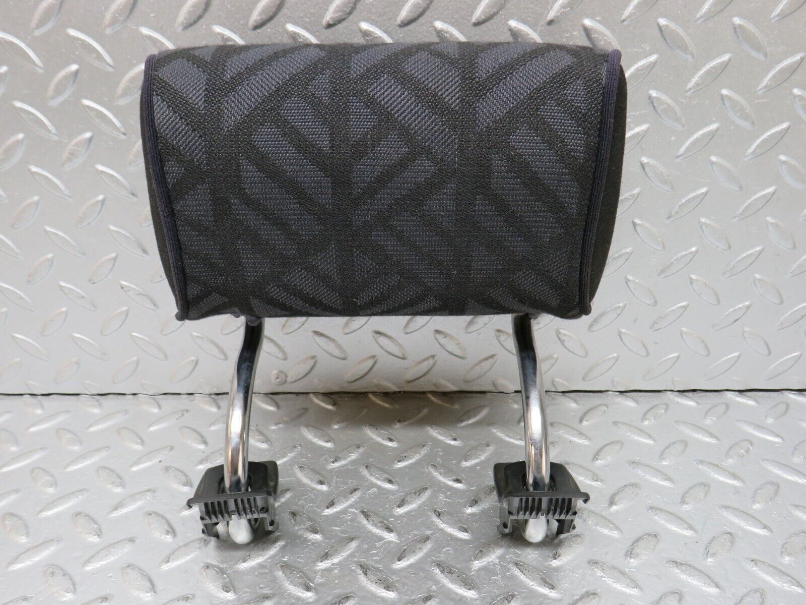 33389 Mercedes-Benz W202 C180 Rear Headrest