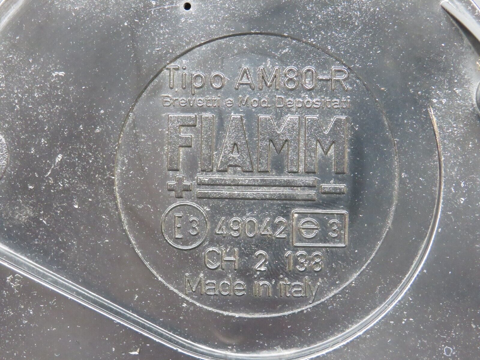 37810 Mercedes-Benz A124 320E Cabriolet Horn Fiamm Pair AM80-R