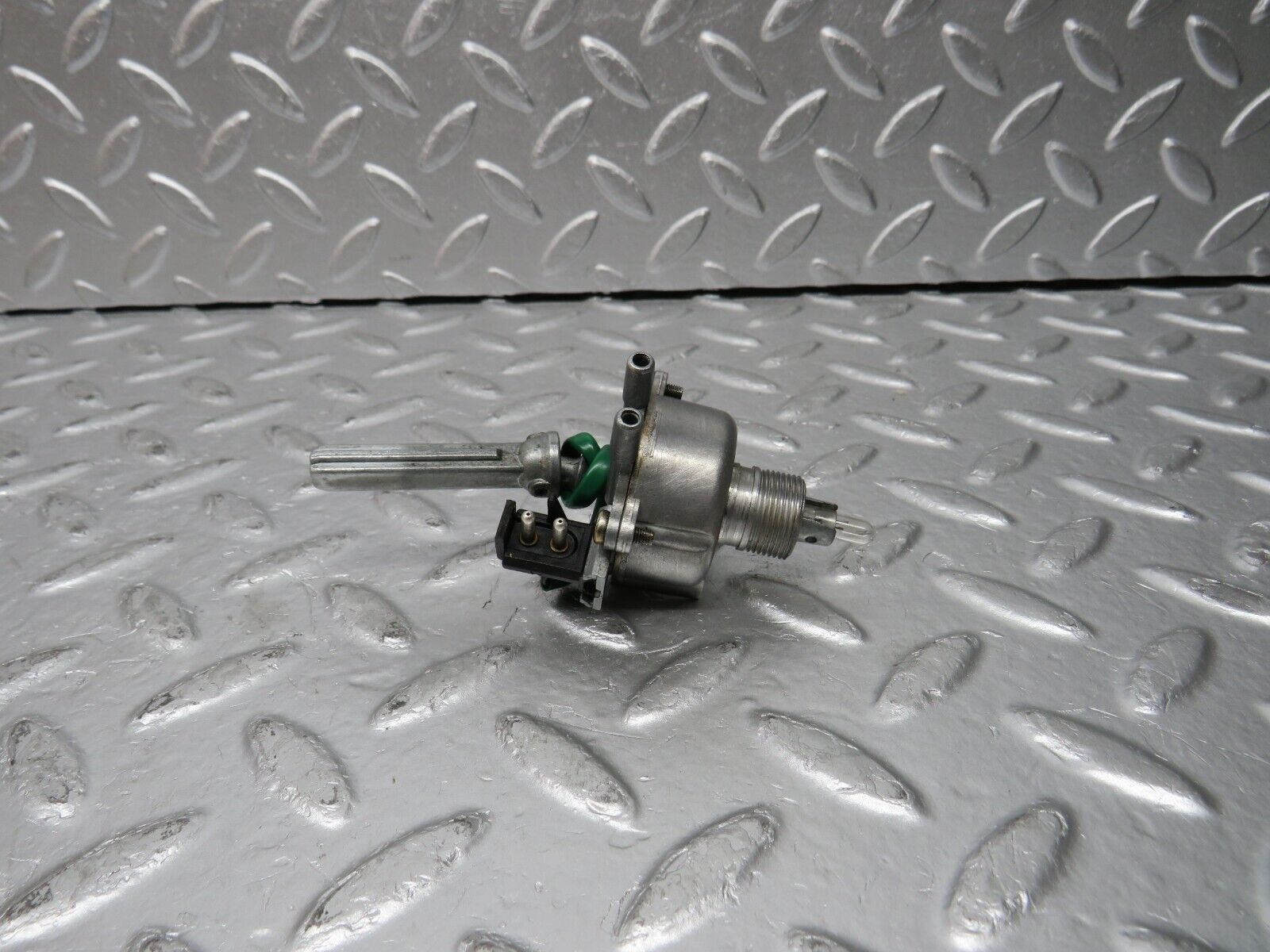 31603 Mercedes-Benz W201 190LE 1.8L Heater Control Switch