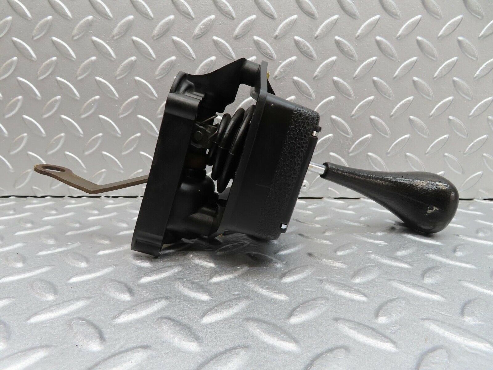 13945 Mercedes-Benz C107 280SLC Automatic Gear Shift Selector