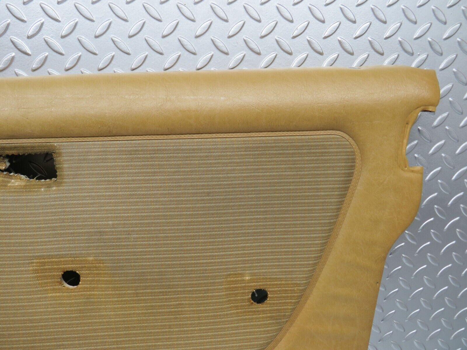 25467 Mercedes-Benz W123 200 Front Right Door Card Palomino