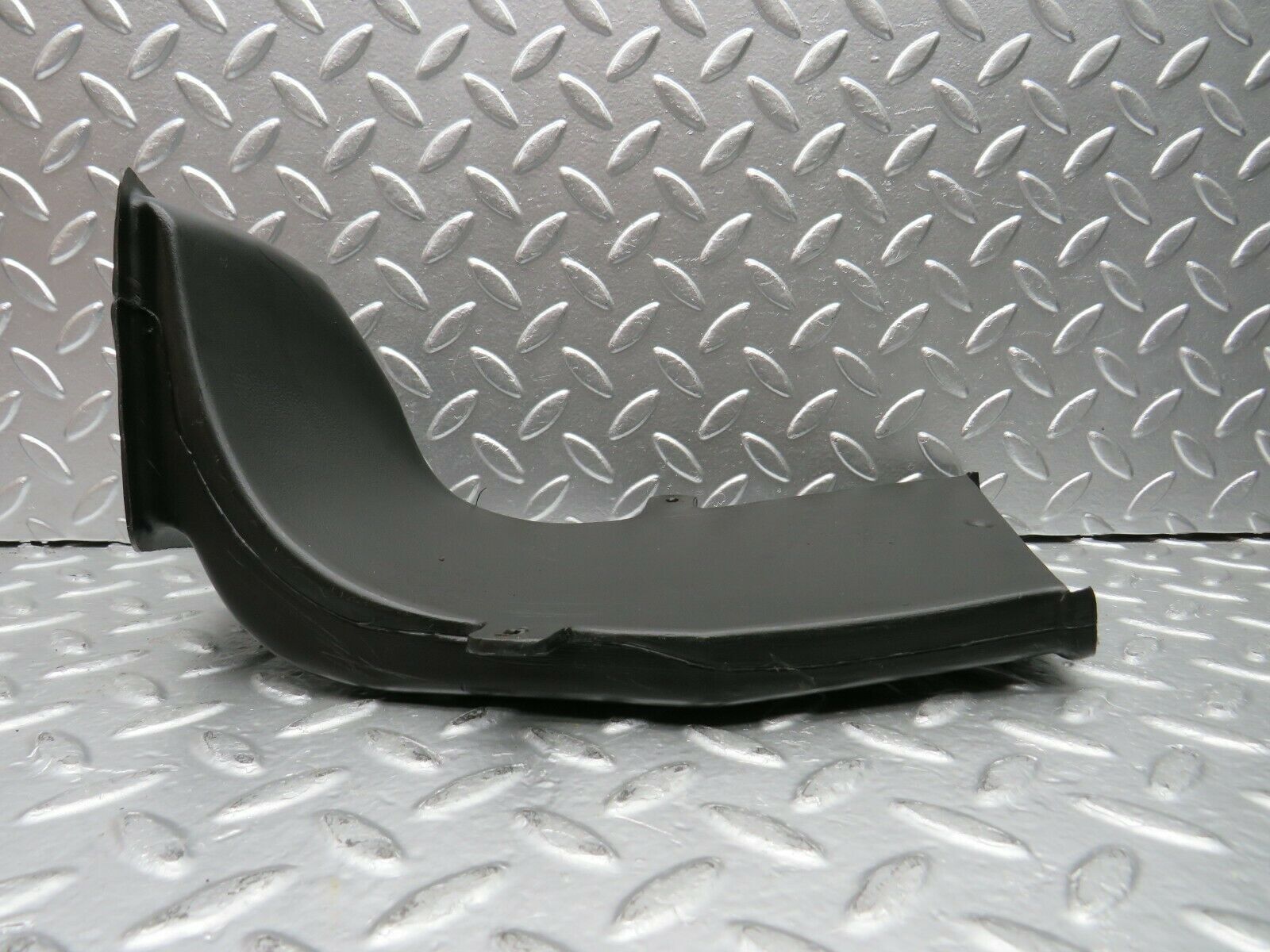 22686 Mercedes-Benz C107 450SLC Coupe Floor Ventilation Duct Right 1078310246