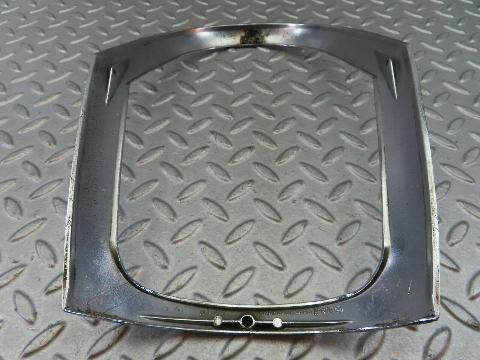 8117 Mercedes-Benz W108 Headlight Chrome Frame