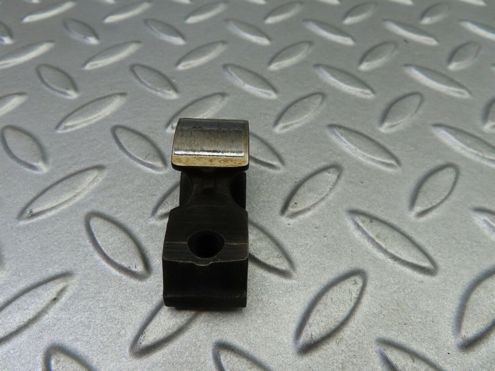 6288 Mercedes-Benz W126 380SE Rocker Arm