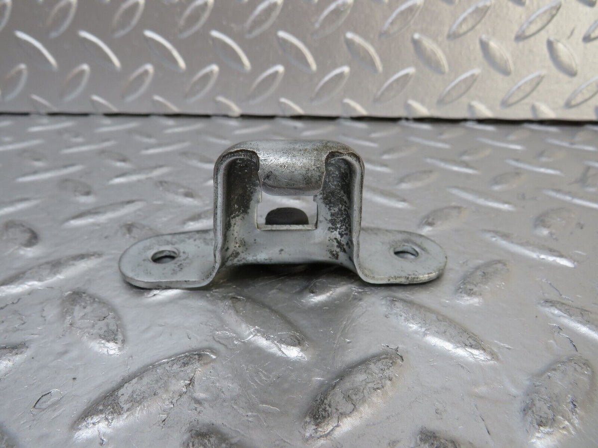 26921 MercedesBenz W123 240D Trunk Lock Latch 1237580150 Cannstatt Classic Mercedes Parts