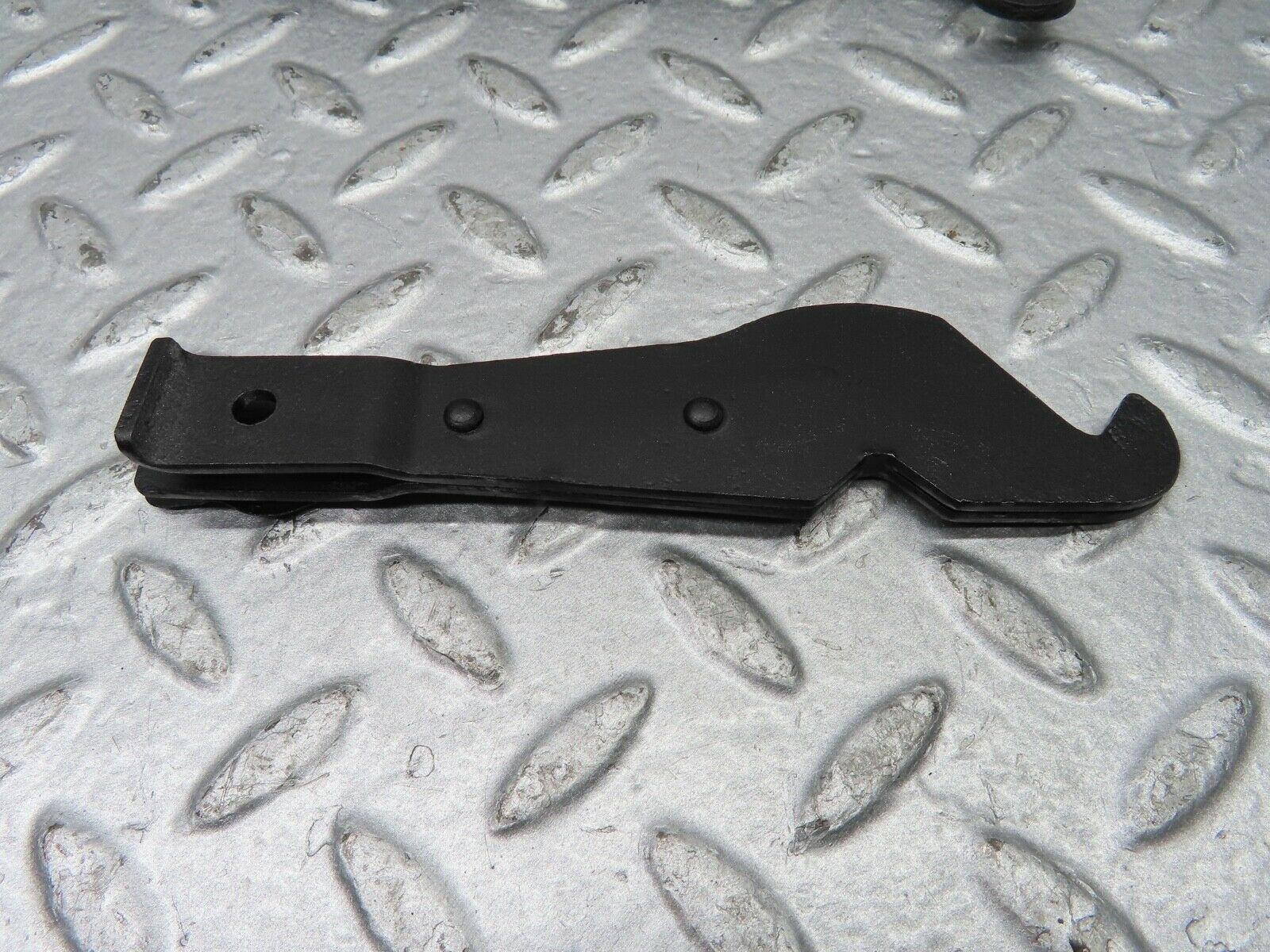 20294 Mercedes-Benz W114 280CE Coupe Handbrake Regulator