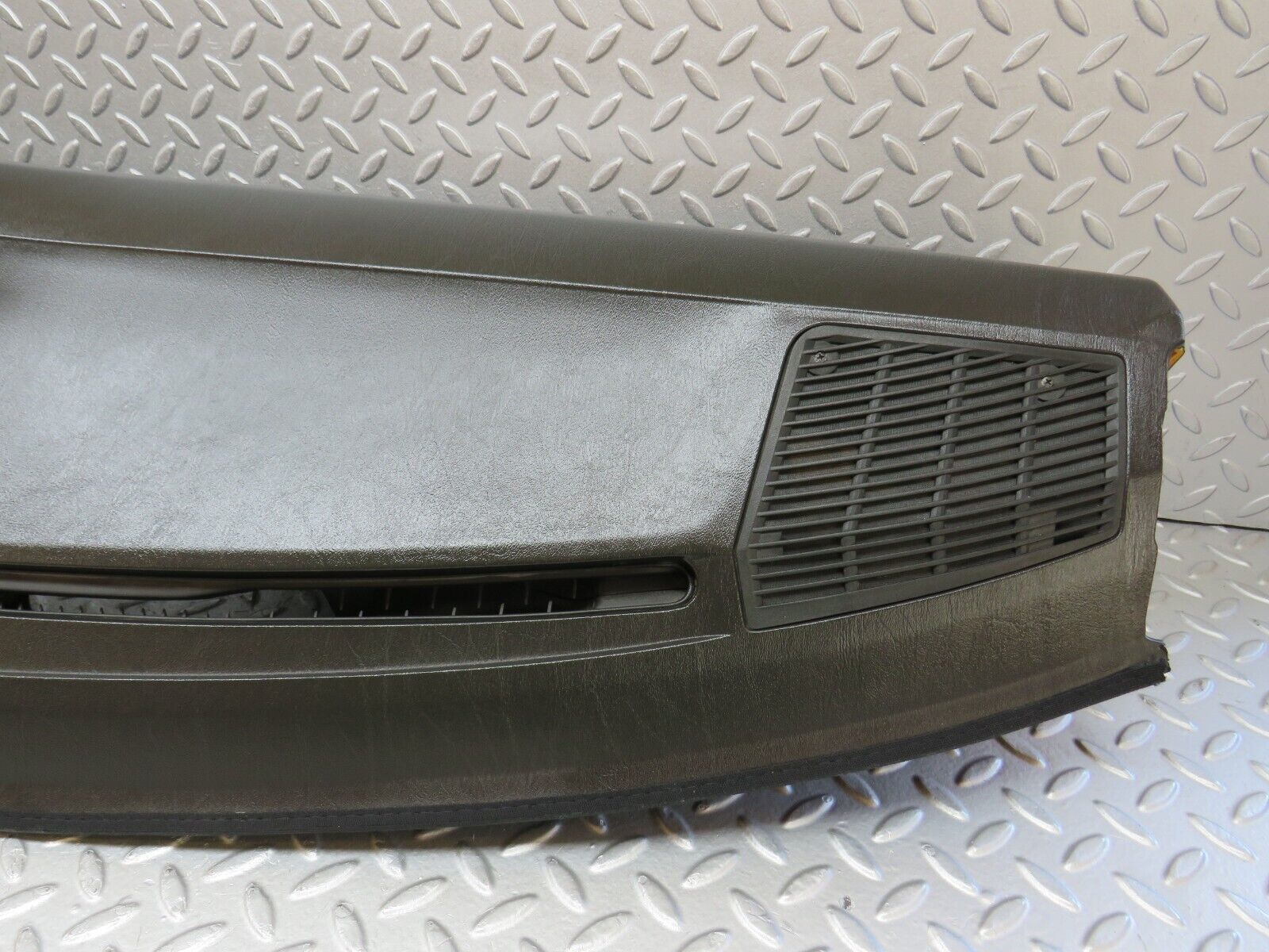 36490 Mercedes-Benz W201 190E 2.0L Dashboard Black