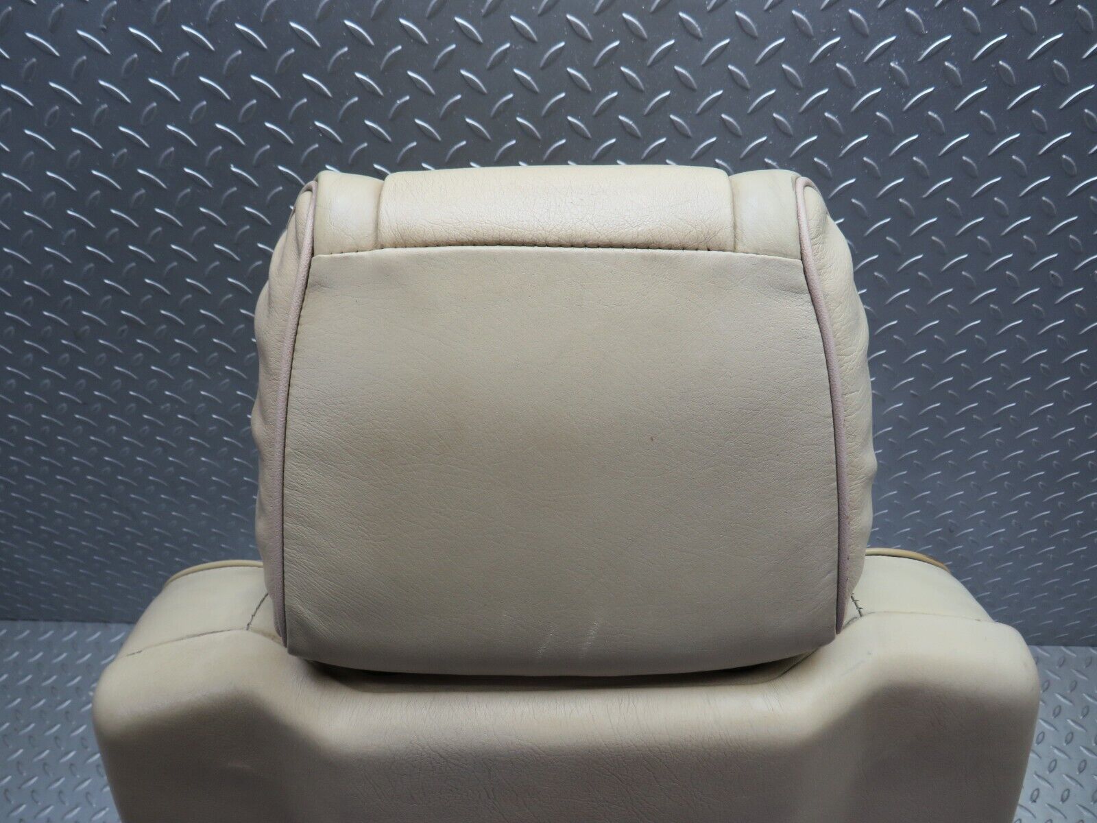 34547 Mercedes-Benz C126 380SEC Front Right Electric Driver Seat Leather Beige