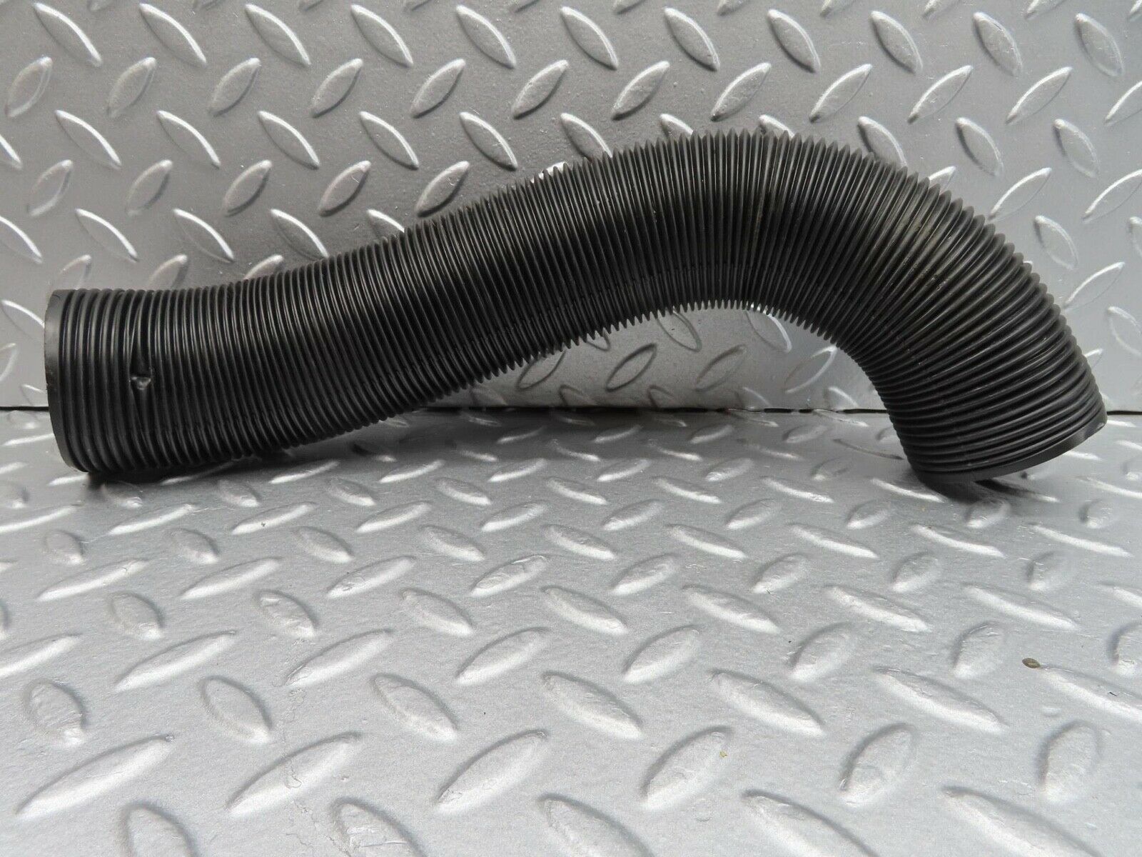 13941 Mercedes-Benz C107 280SLC Dash Air Vent Pipe Right Side