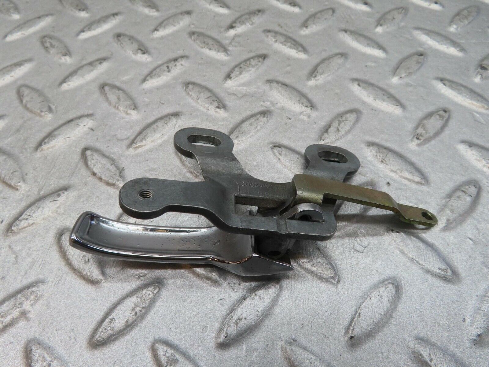 12334 Mercedes-Benz W108 280SE 3.5 Right Interior Door Handle 1107660419