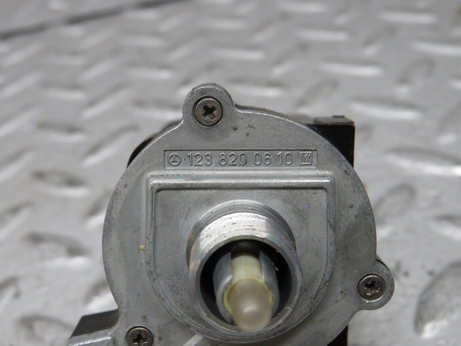 28051 Mercedes-Benz W123 280E Heater Control Switch 1238200610