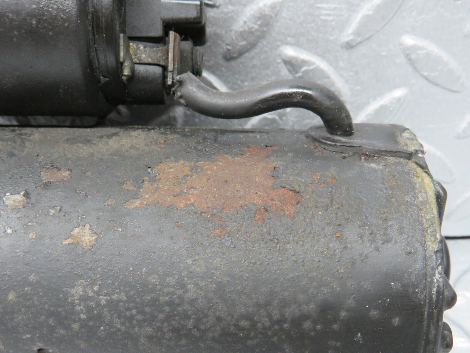 38898 Mercedes-Benz W201 190E 2.6L Starter Motor Bosch 0001110016