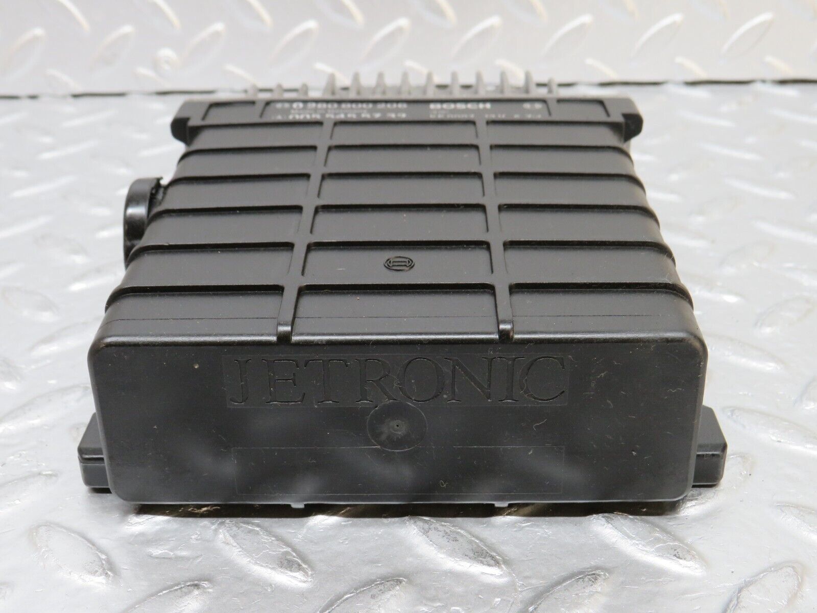 32739 Mercedes-Benz W124 Engine Control Unit Bosch 0280800206 0055455732