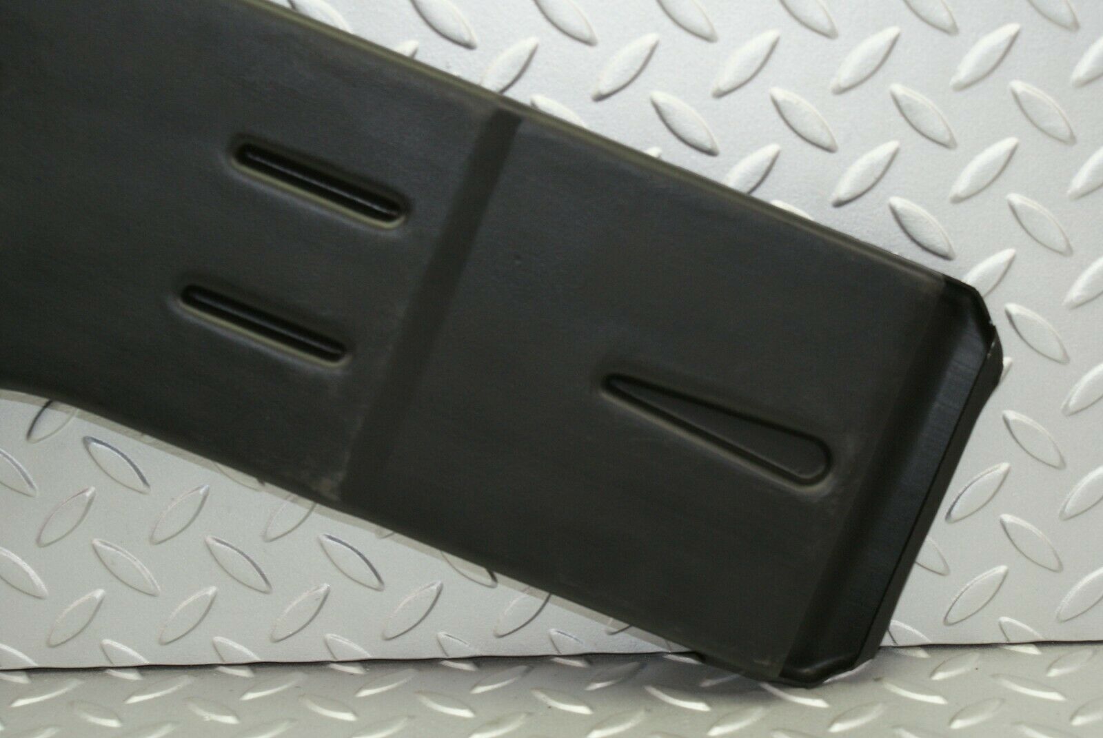 2902 Mercedes-Benz C123 280CE Coupe Heating Air Duct Left Side 1238310546