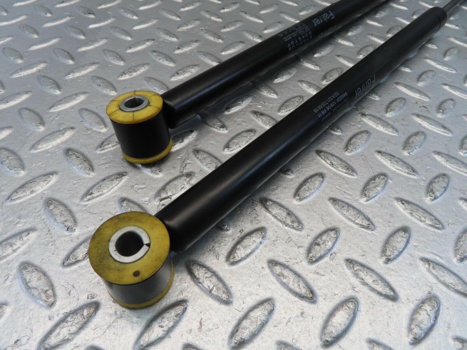 11202 Mercedes-Benz W221 S320 Front Door Check Strap Stopper 2217200016