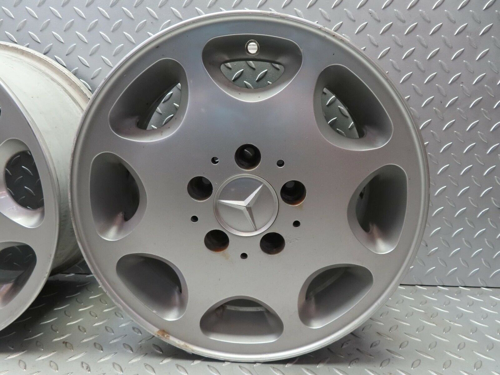 16522 Mercedes-Benz Alloy Wheel Set 7Jx15H2 ET41 1244011302