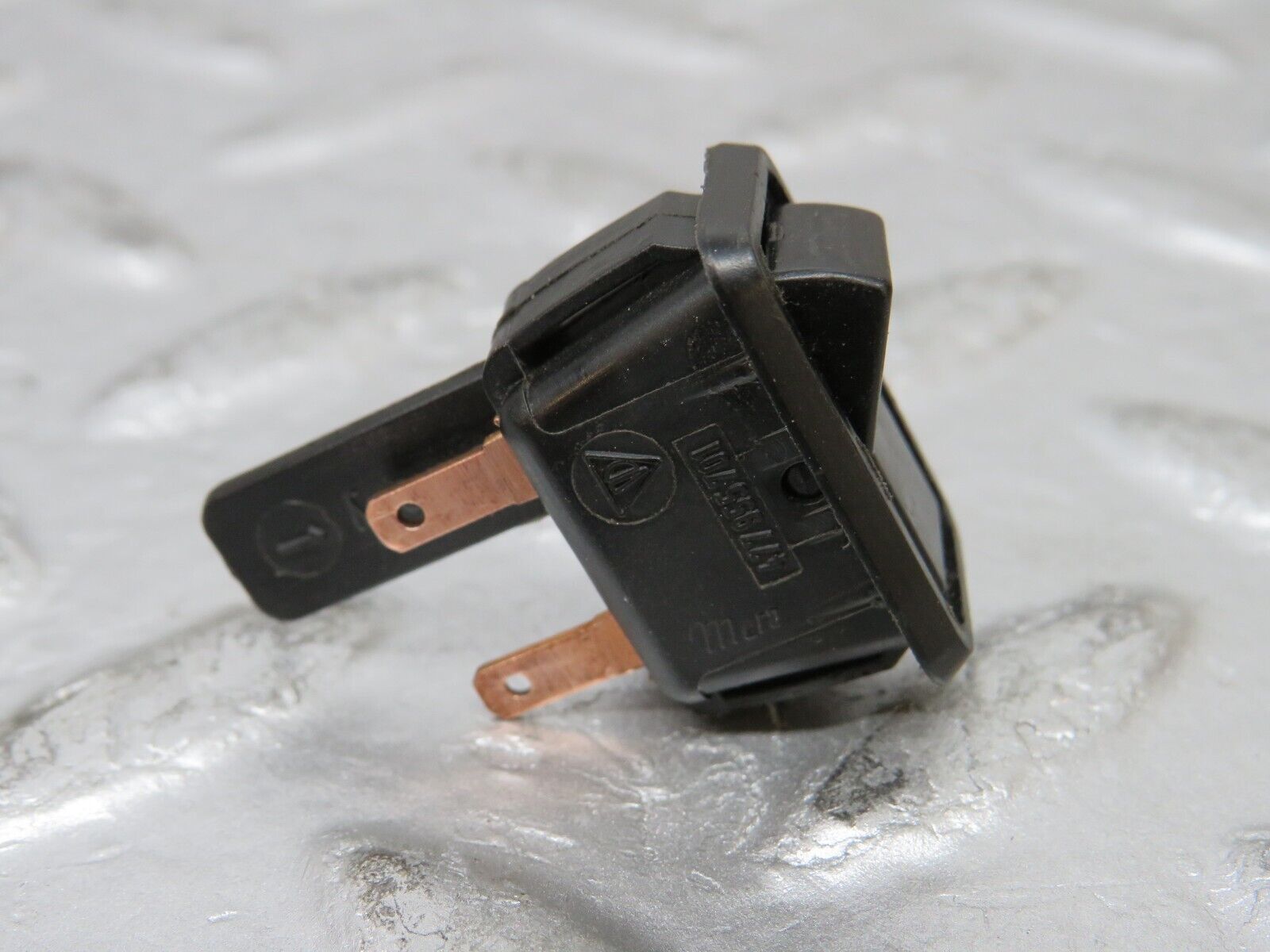 30062 Porsche 924 Rear Windscreen Washer Switch 477955701