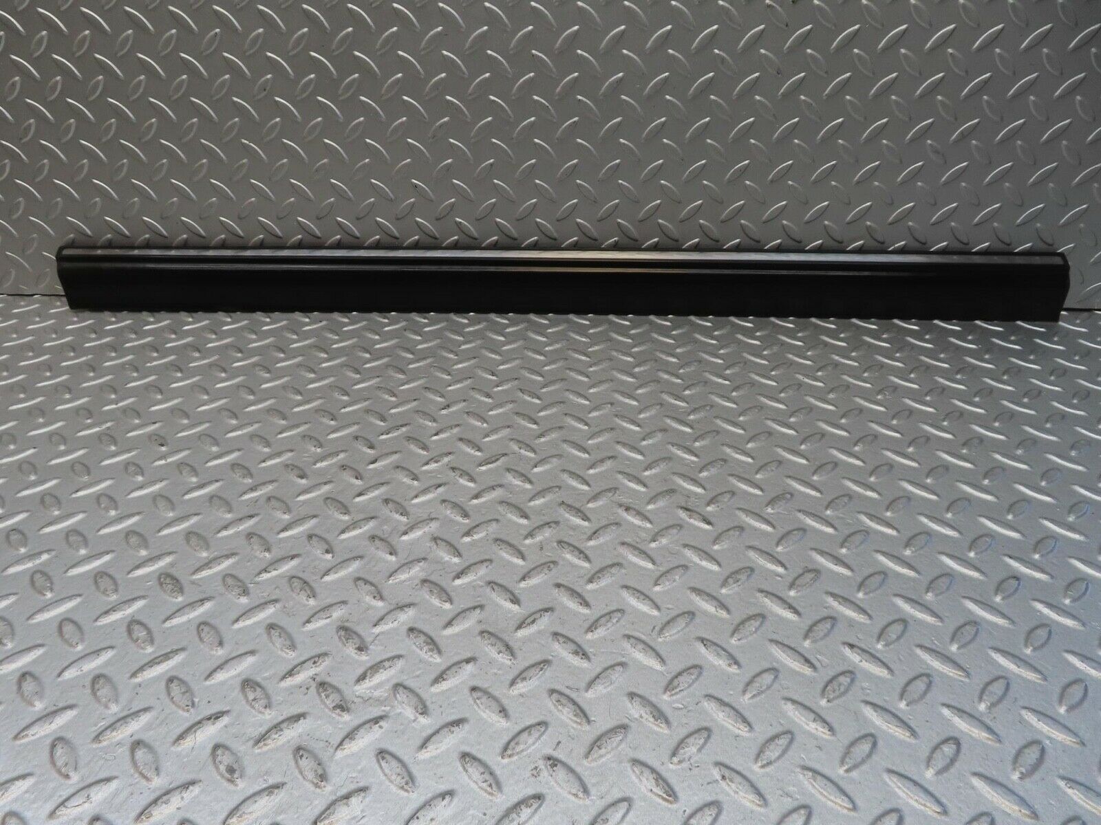 13465 Mercedes-Benz W123 200 Front Left Door Lower Trim