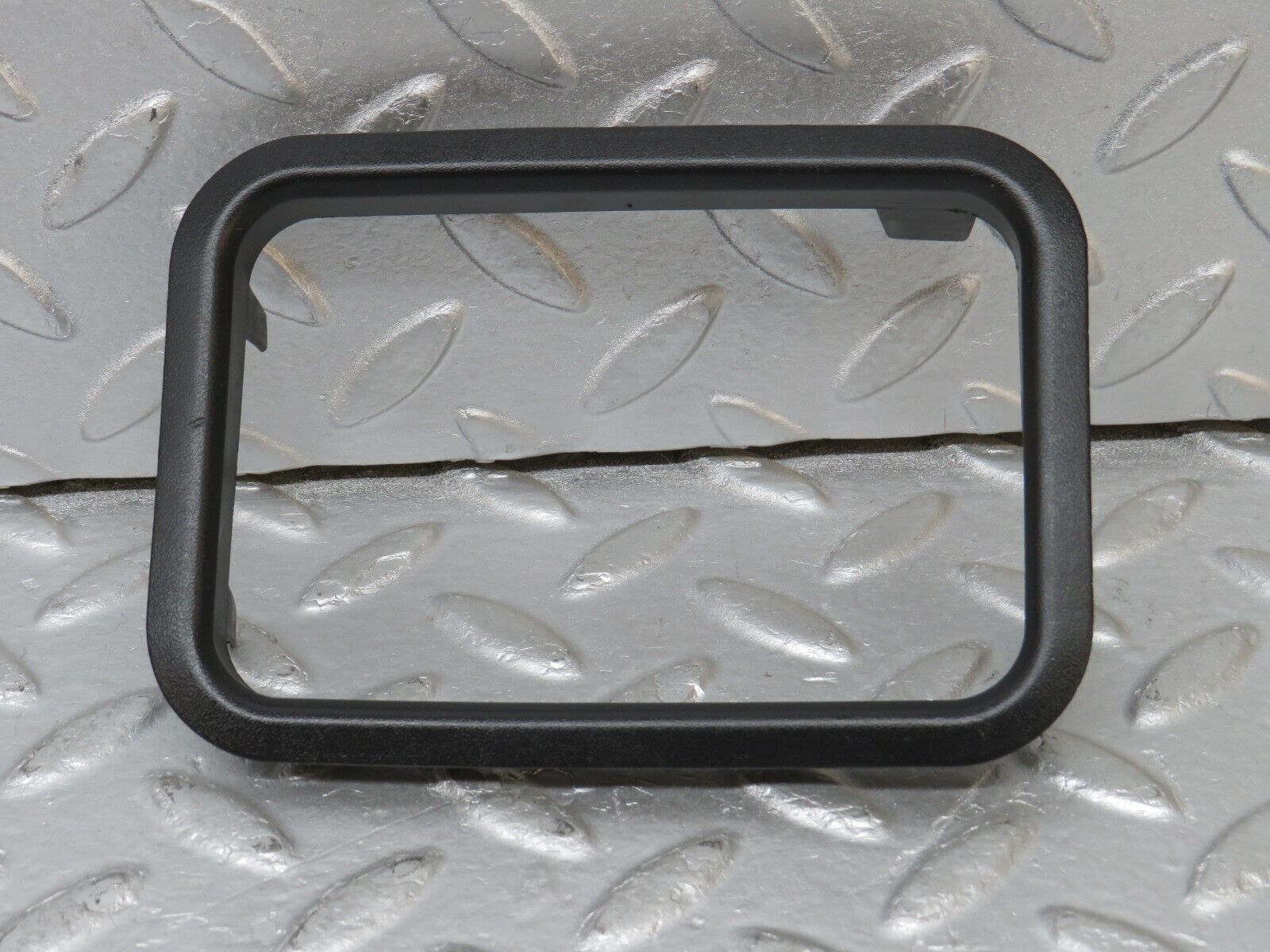 38454 Mercedes-Benz R129 280SL Coupe Gear Selector Surround Trim 1292670088