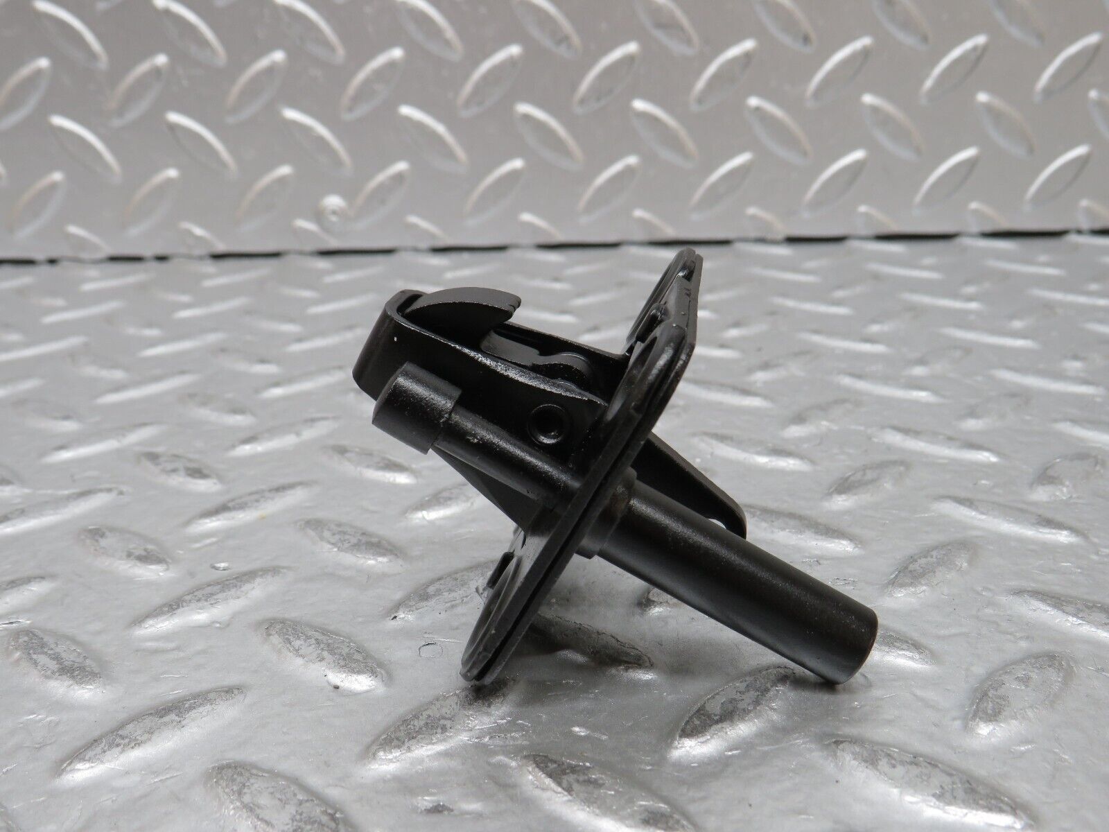 27904 Mercedes-Benz W123 280E Bonnet Lock Latch