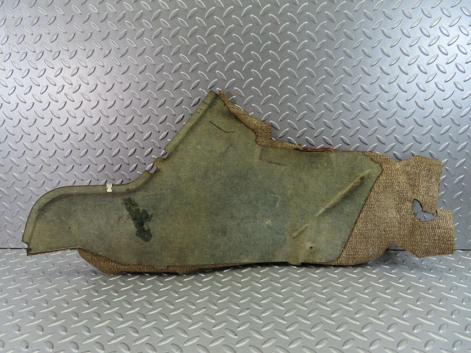 7673 Mercedes-Benz S123 230TE Wagon Centre Console Carpet Left Side