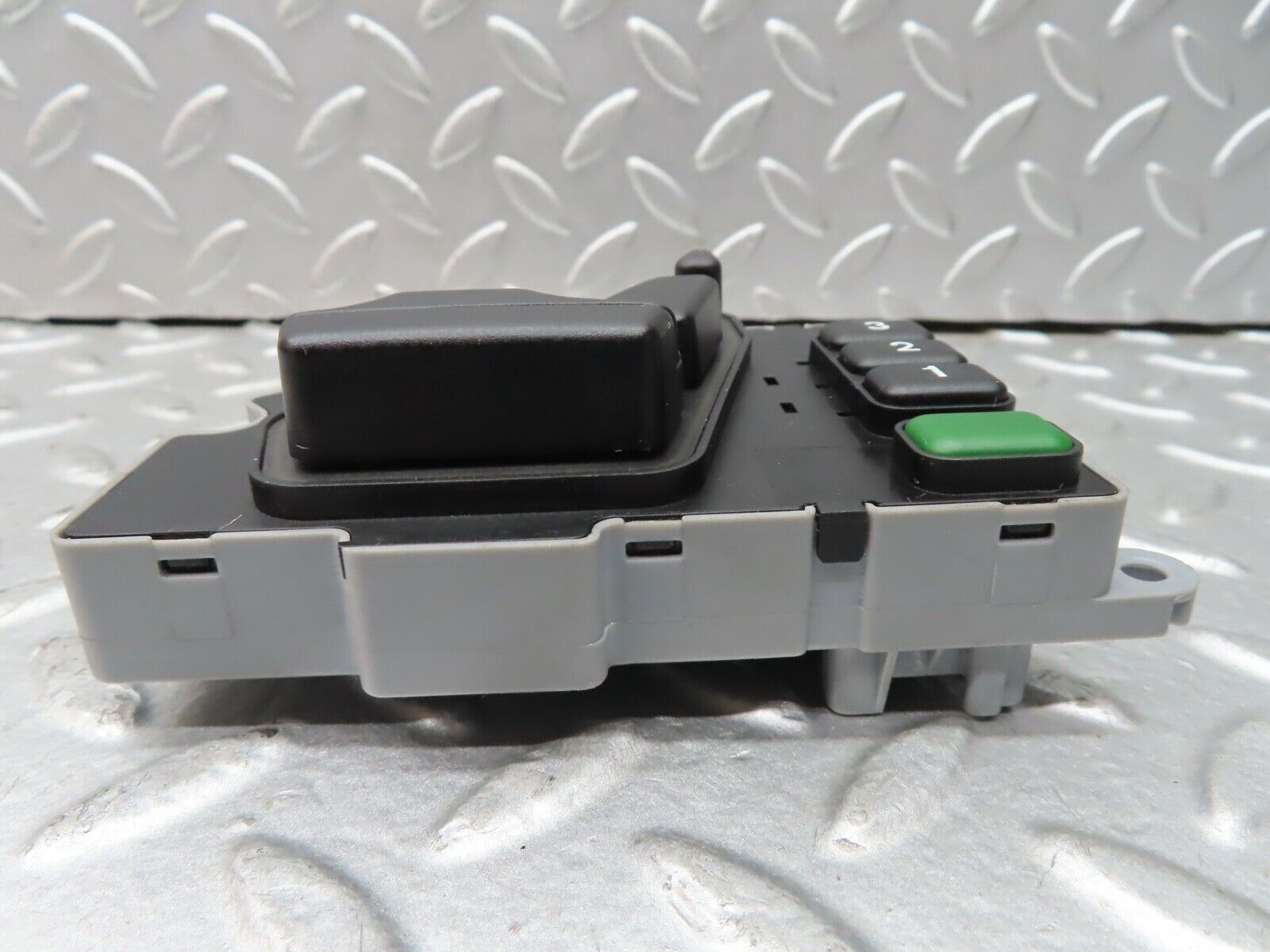 19465 Mercedes-Benz C140 CL420 Coupe Right Seat Adjustment Switch 1408200610