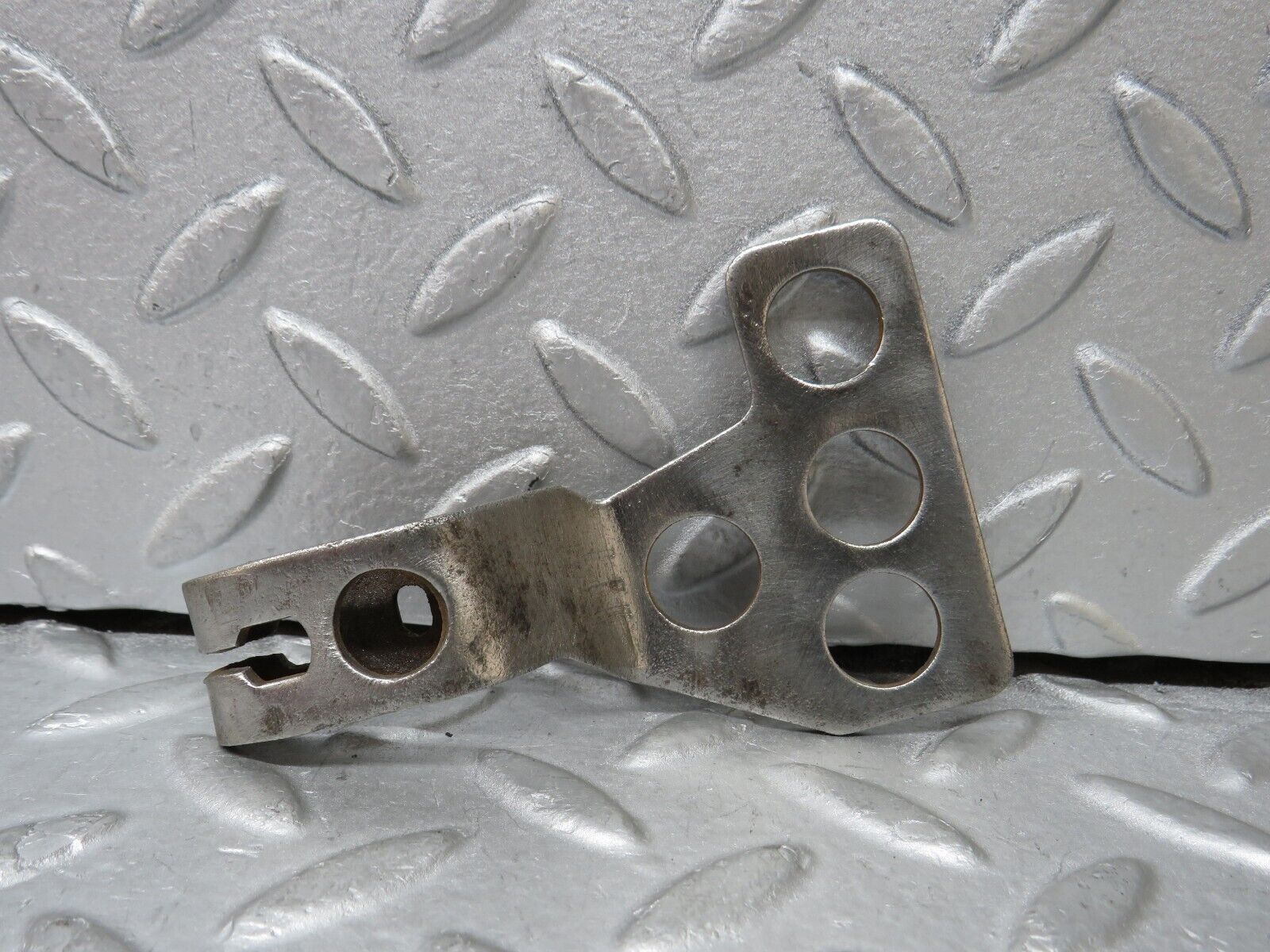 37664 Mercedes-Benz W109 300SEL Automatic Gearbox Linkage