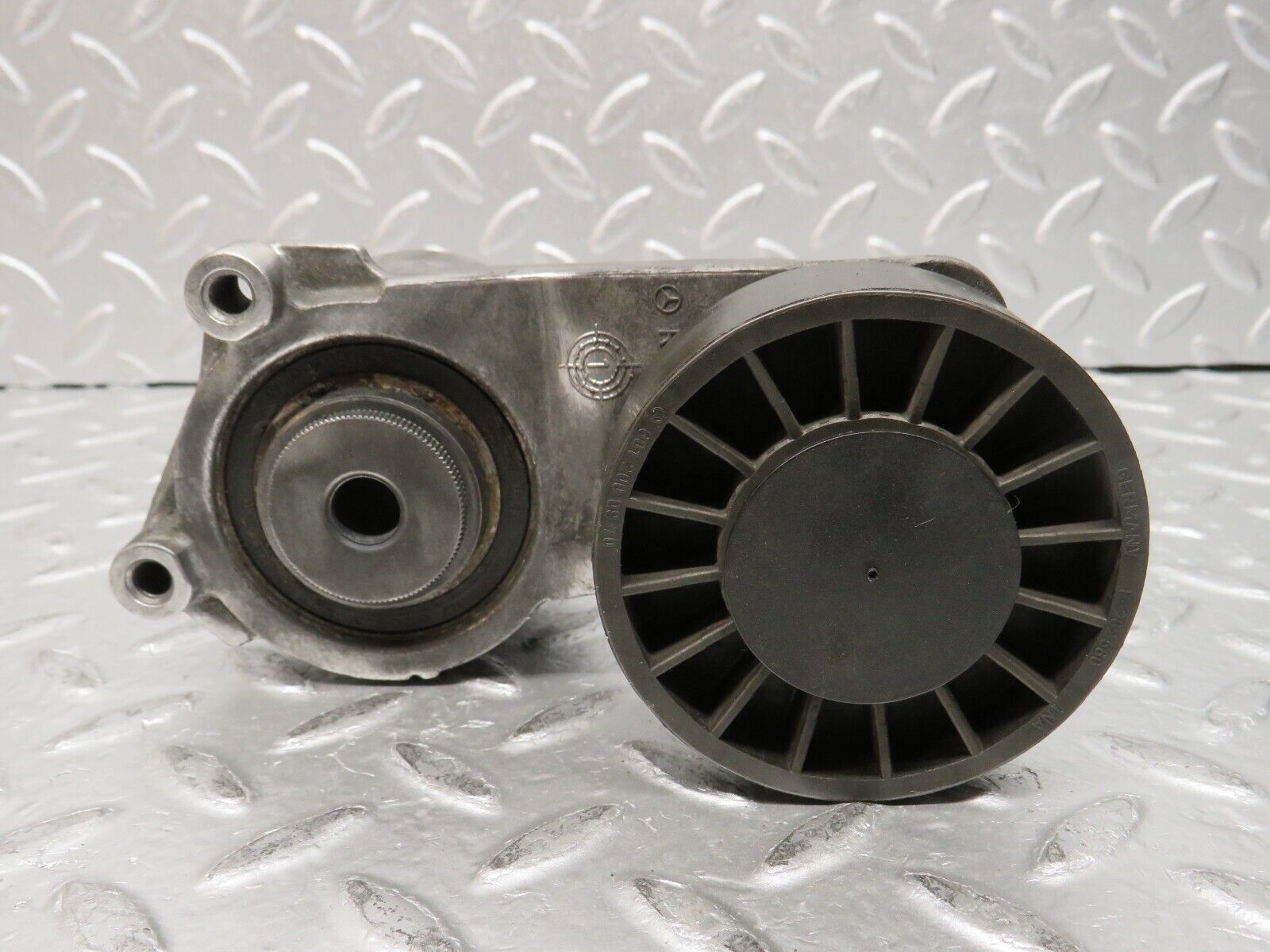 31808 Mercedes-Benz W201 190LE 1.8L Belt Tensioner Pulley 1022023640