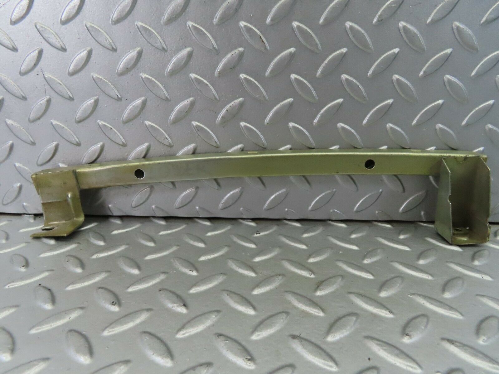 7692 Mercedes-Benz S123 230TE Wagon Rear Right Lower Window Channel