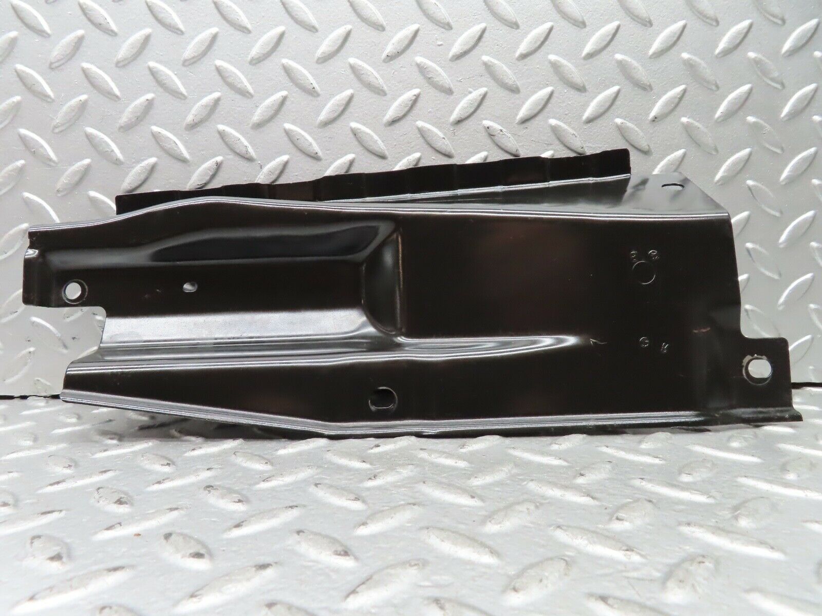 19427 Mercedes-Benz C140 CL420 Coupe Front Right Seat Belt Presenter Cover