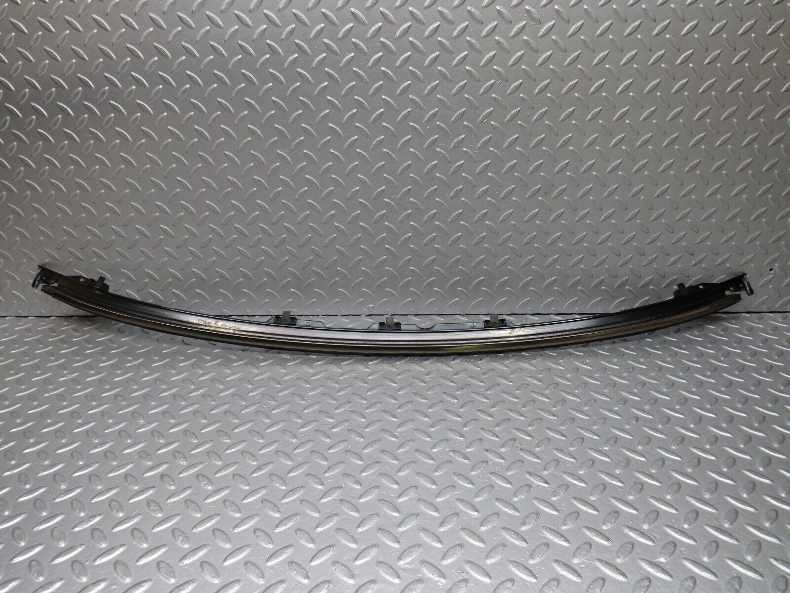 38607 Mercedes-Benz R129 280SL Coupe Front Windscreen Top Chrome Trim
