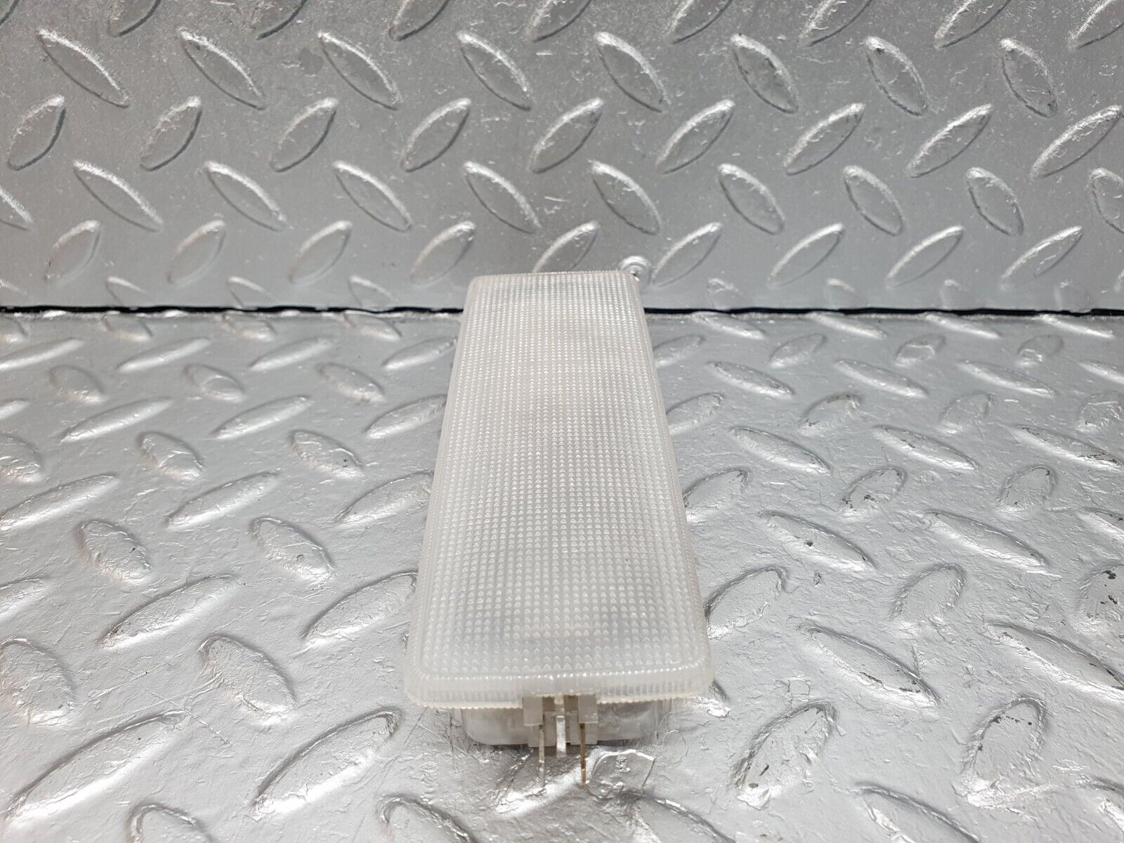 40892 Mercedes-Benz W126 300SE Rear Dome Light 1268200101