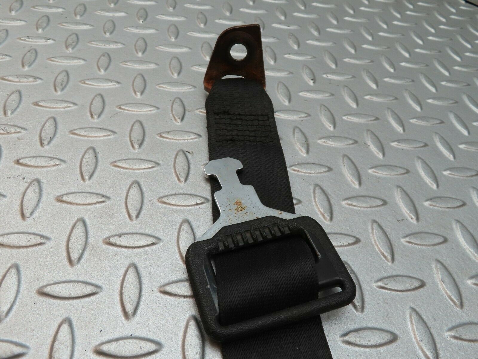 4246 Mercedes-Benz V123 240D LWB Rear Left Seat Belt 1238605585