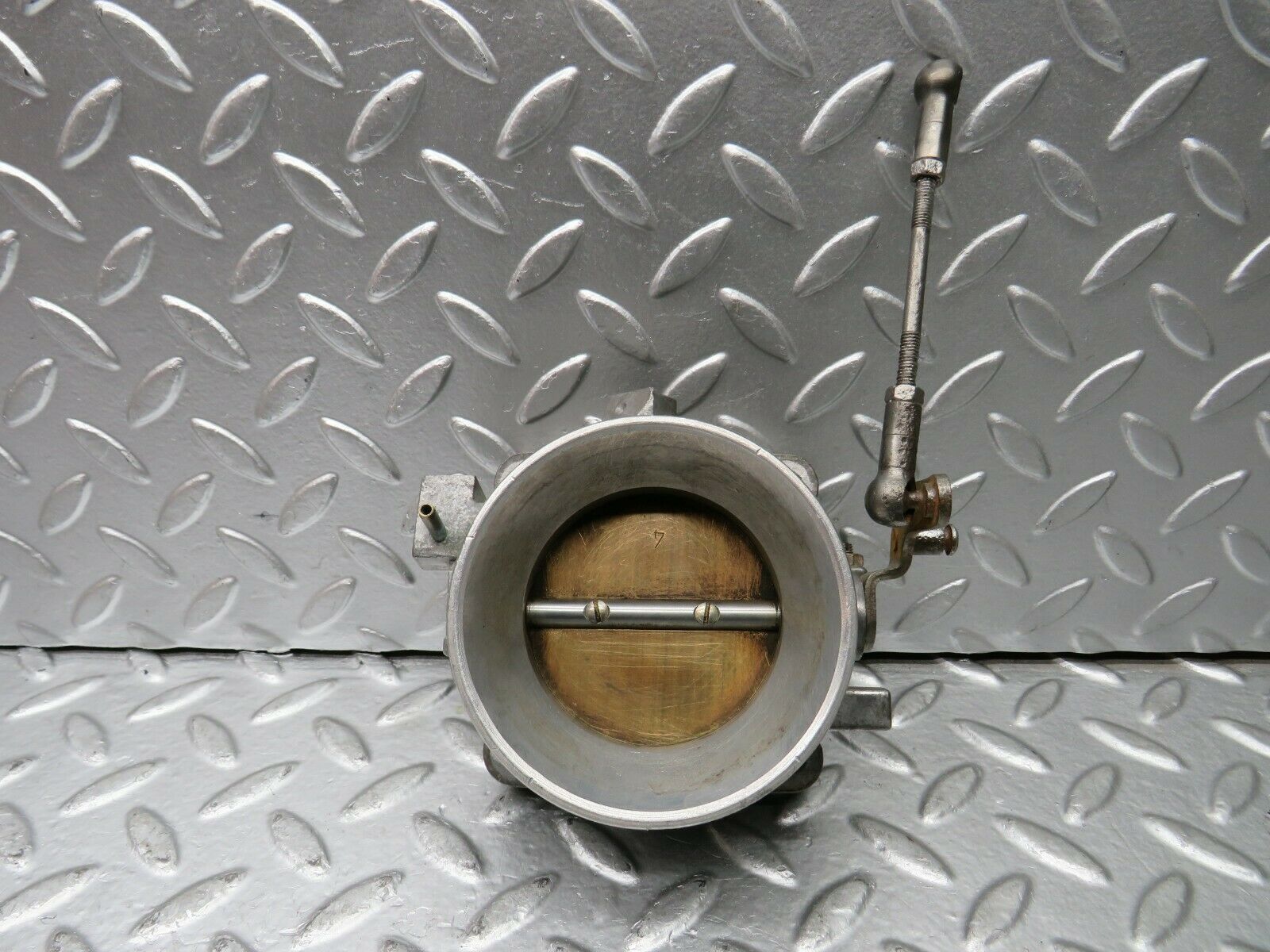 22906 Mercedes-Benz C107 450SLC Coupe Throttle Body Valve