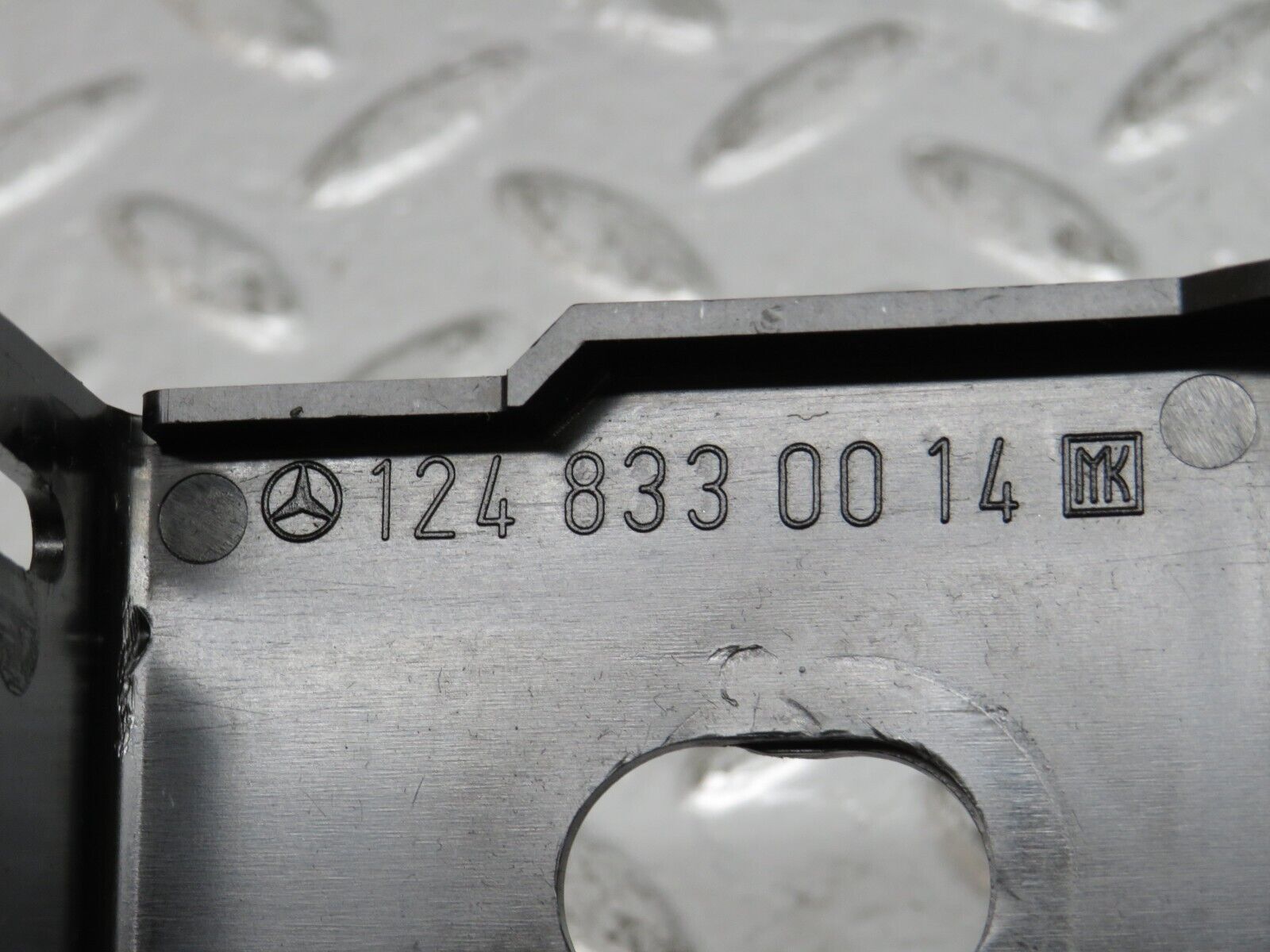 32375 Mercedes-Benz S124 300TE Heater Control Switch Holder Panel 1248330014