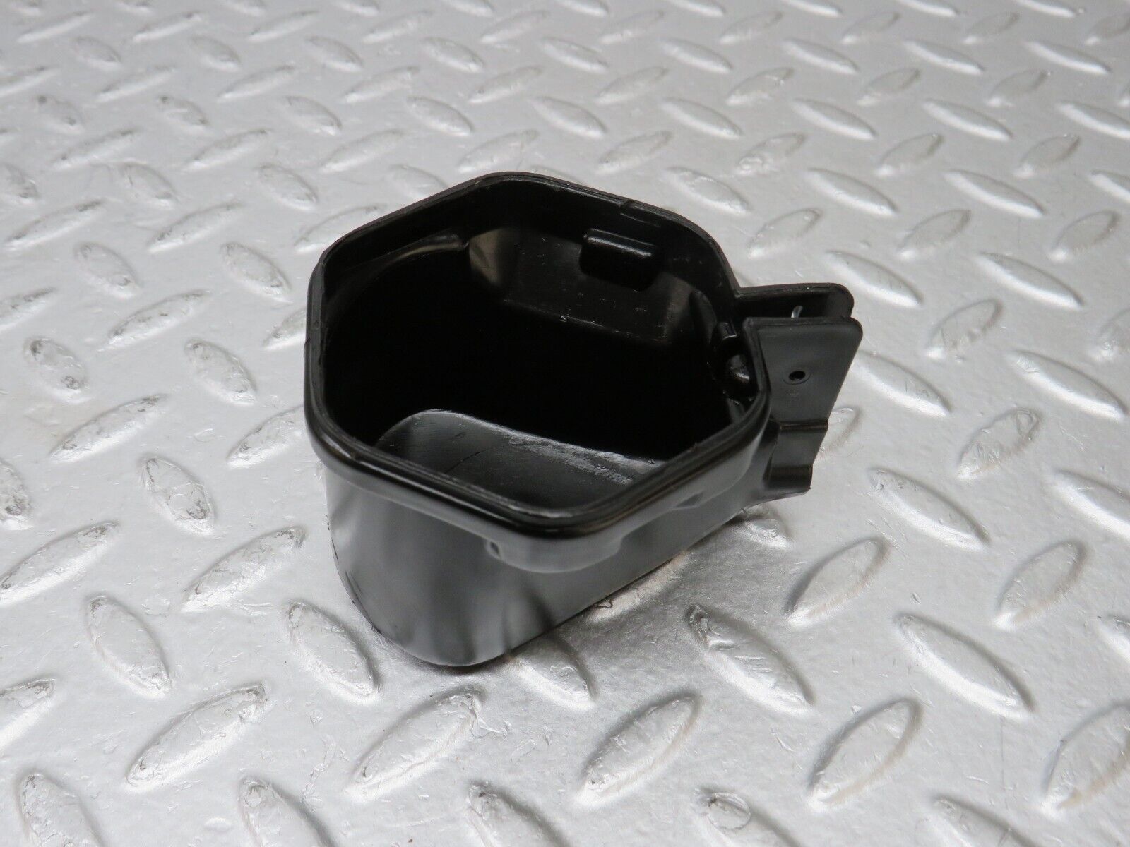 36883 Mercedes-Benz C126 420SEC Coupe Ignition Coil Cover Cap 0001582285