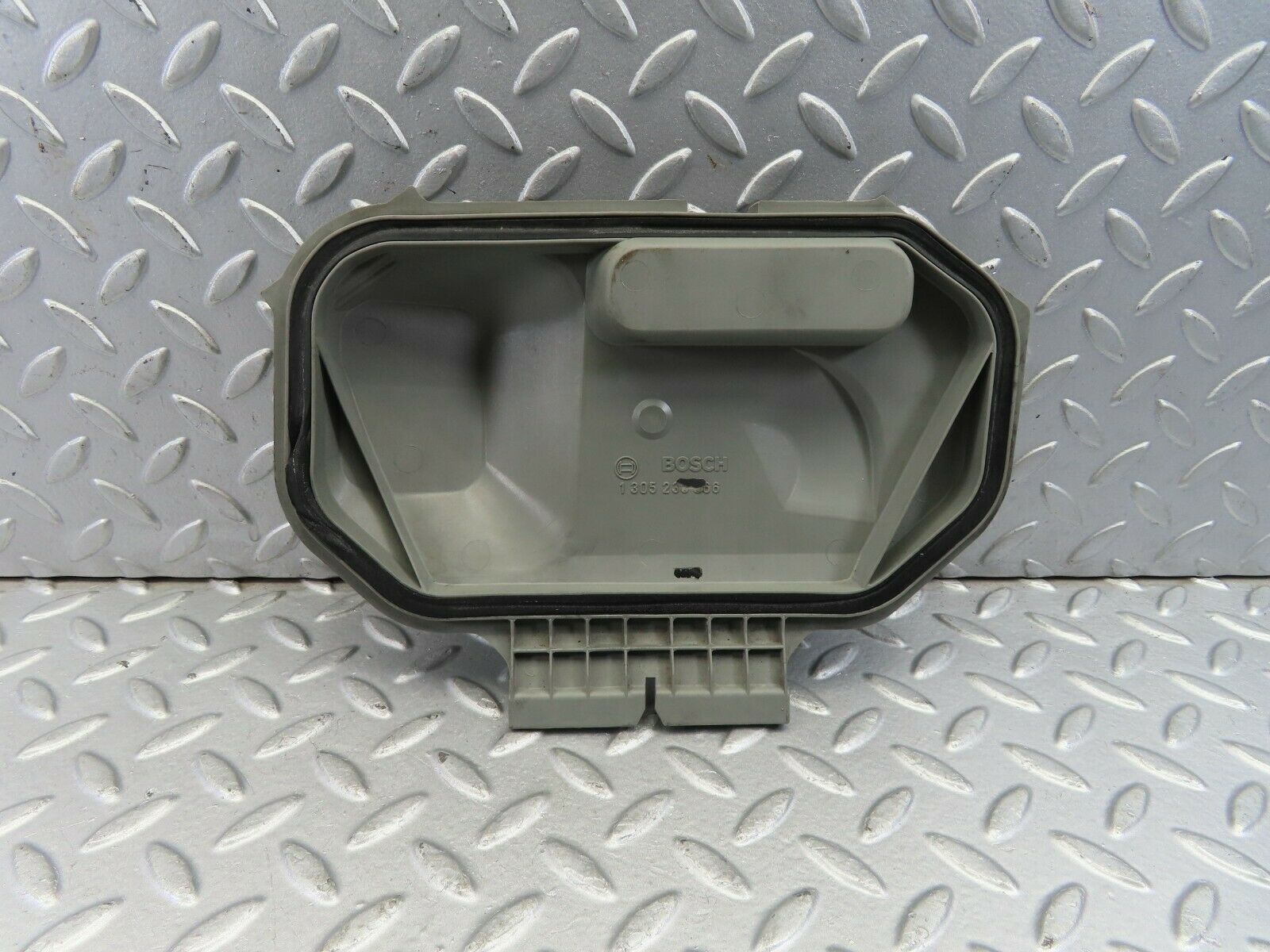 9234 Mercedes-Benz C124 300CE Coupe Bosch Headlight Cover Right