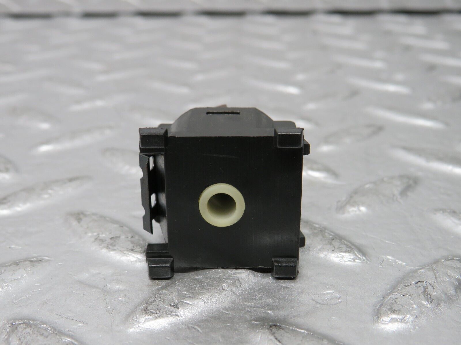 30044 Porsche 924 Ignition Distributor Vacuum Control Valve Bosch