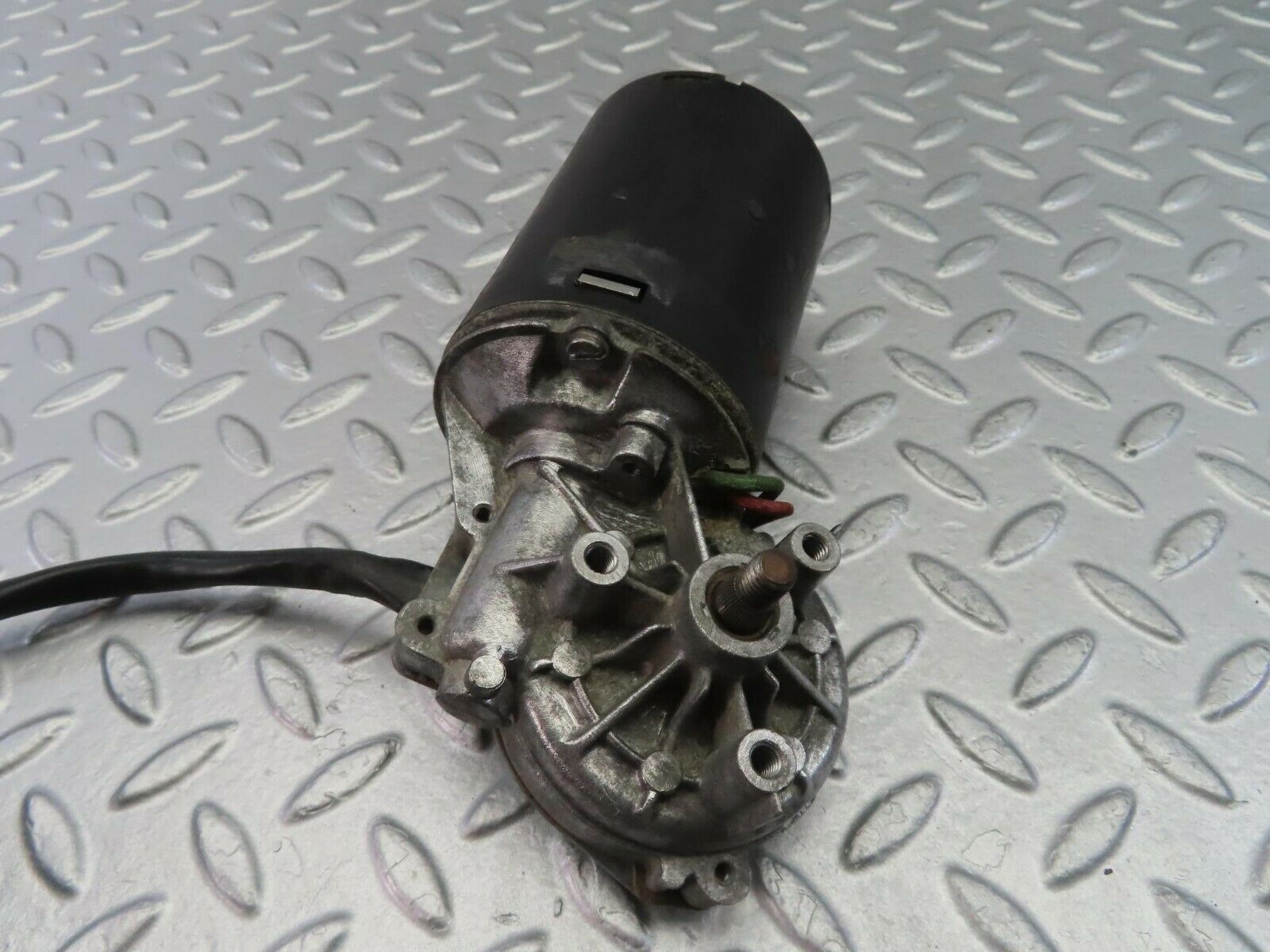 9989 Mercedes-Benz C123 280CE Coupe Wiper Motor Bosch 0390341077