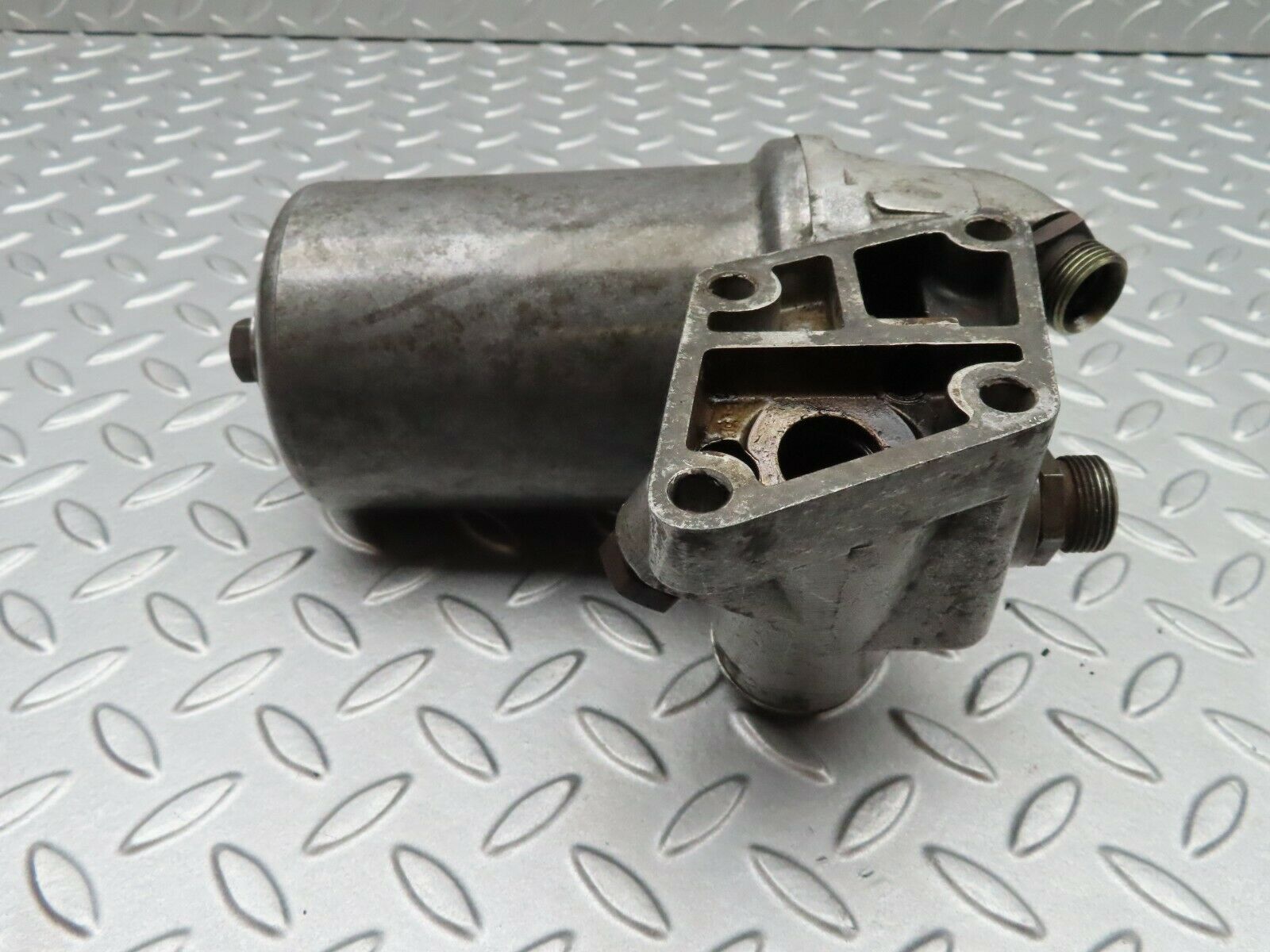 4836 Mercedes-Benz W114 280CE Coupe Oil Filter Housing 0021846601