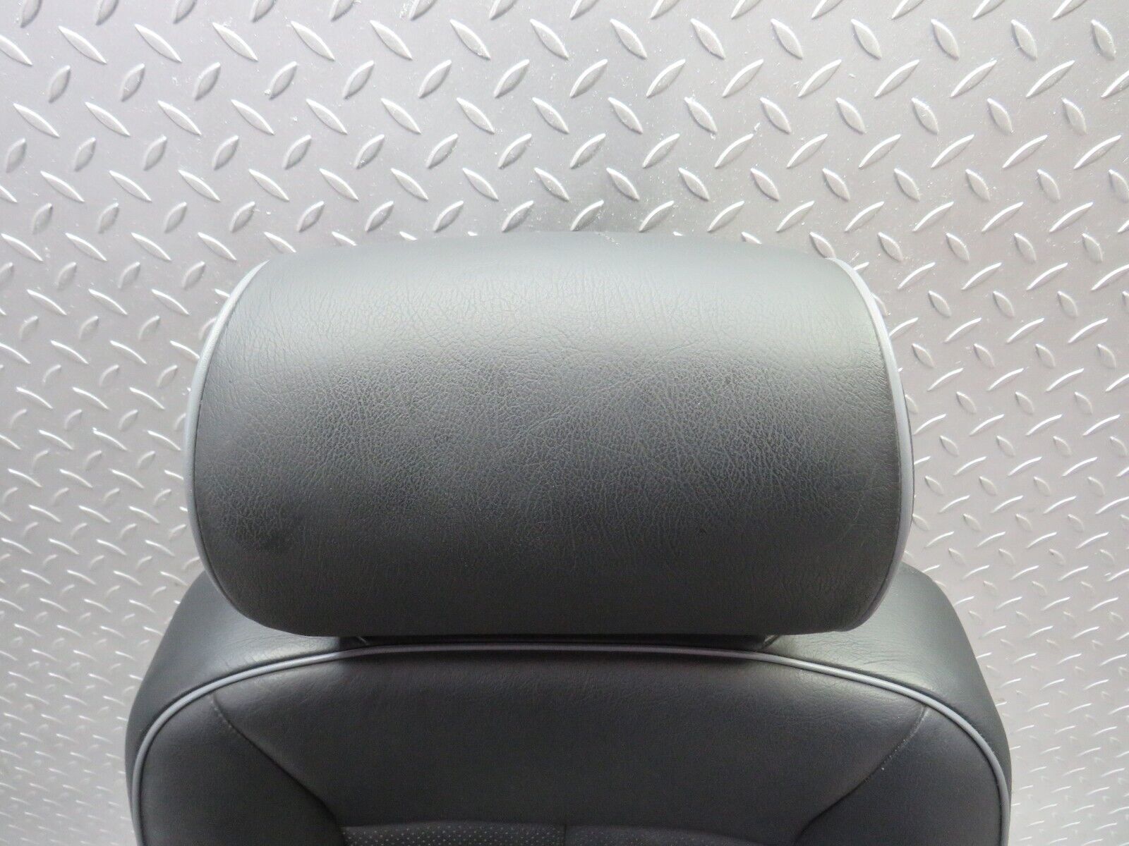 34801 Mercedes-Benz W210 320E Electric Front Left Seat Black Leather