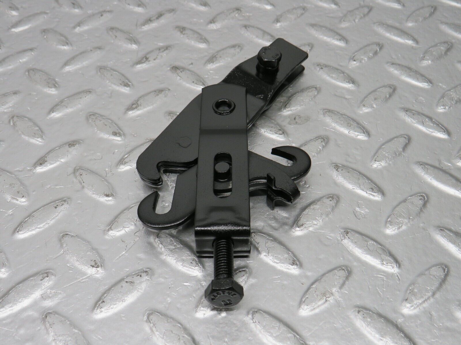 33786 Mercedes-Benz W201 190E 2.0L Handbrake Adjusting Handbrake Regulator